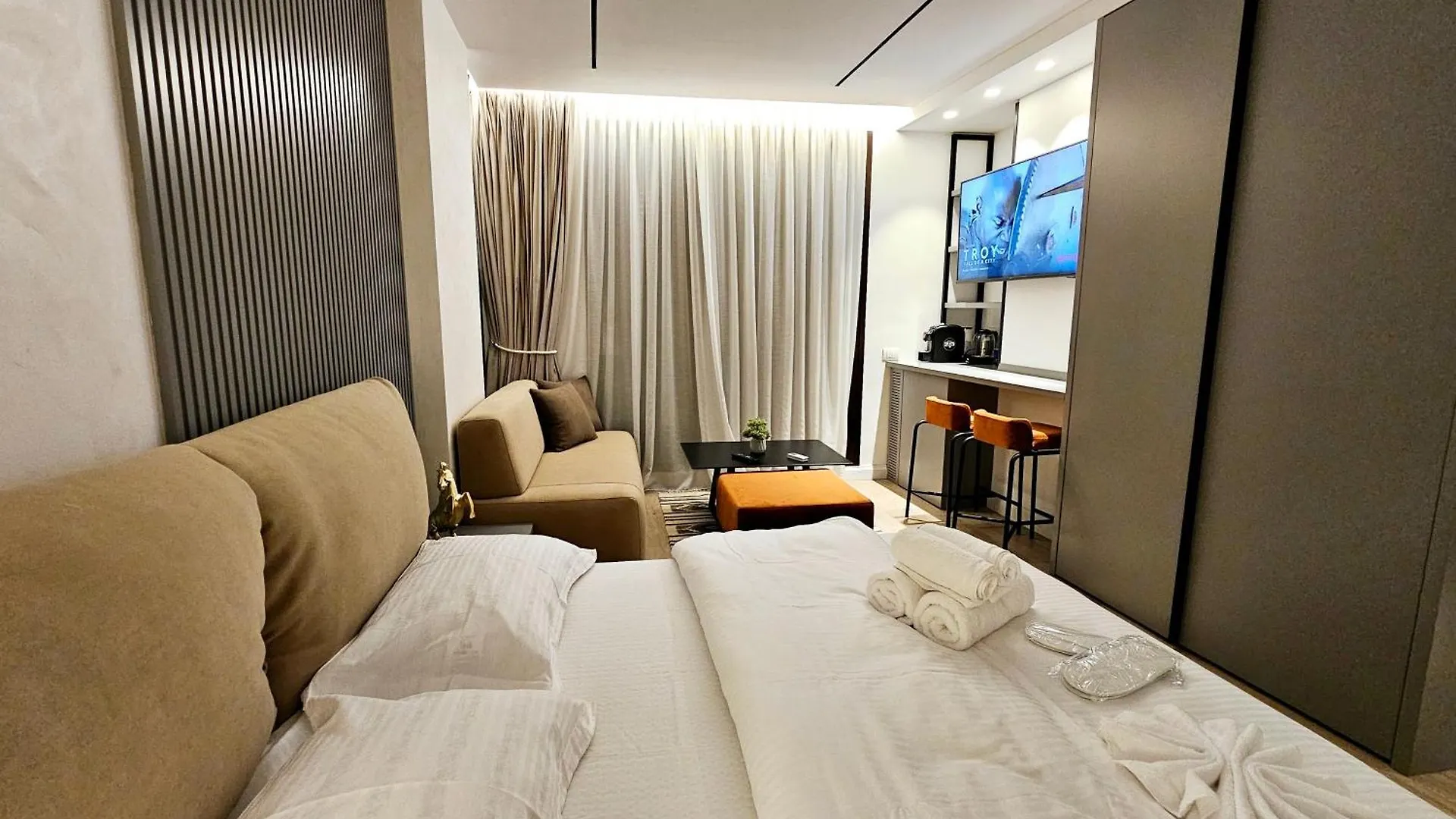 Center Apartment Easy_Luxury Tirana 0*,  Albanien